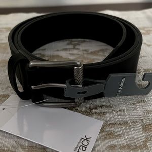 Men’s black 44” leather belt